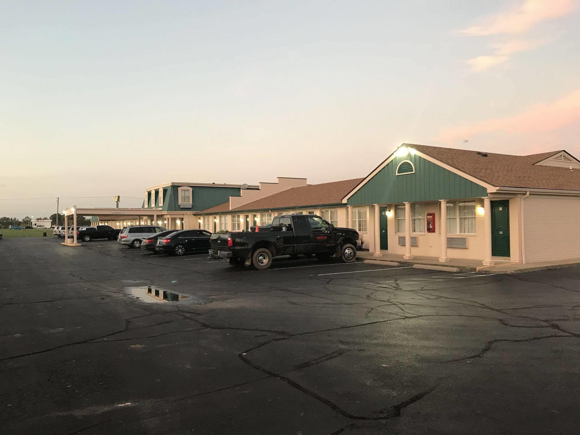 Budget Inn Daleville Esterno foto