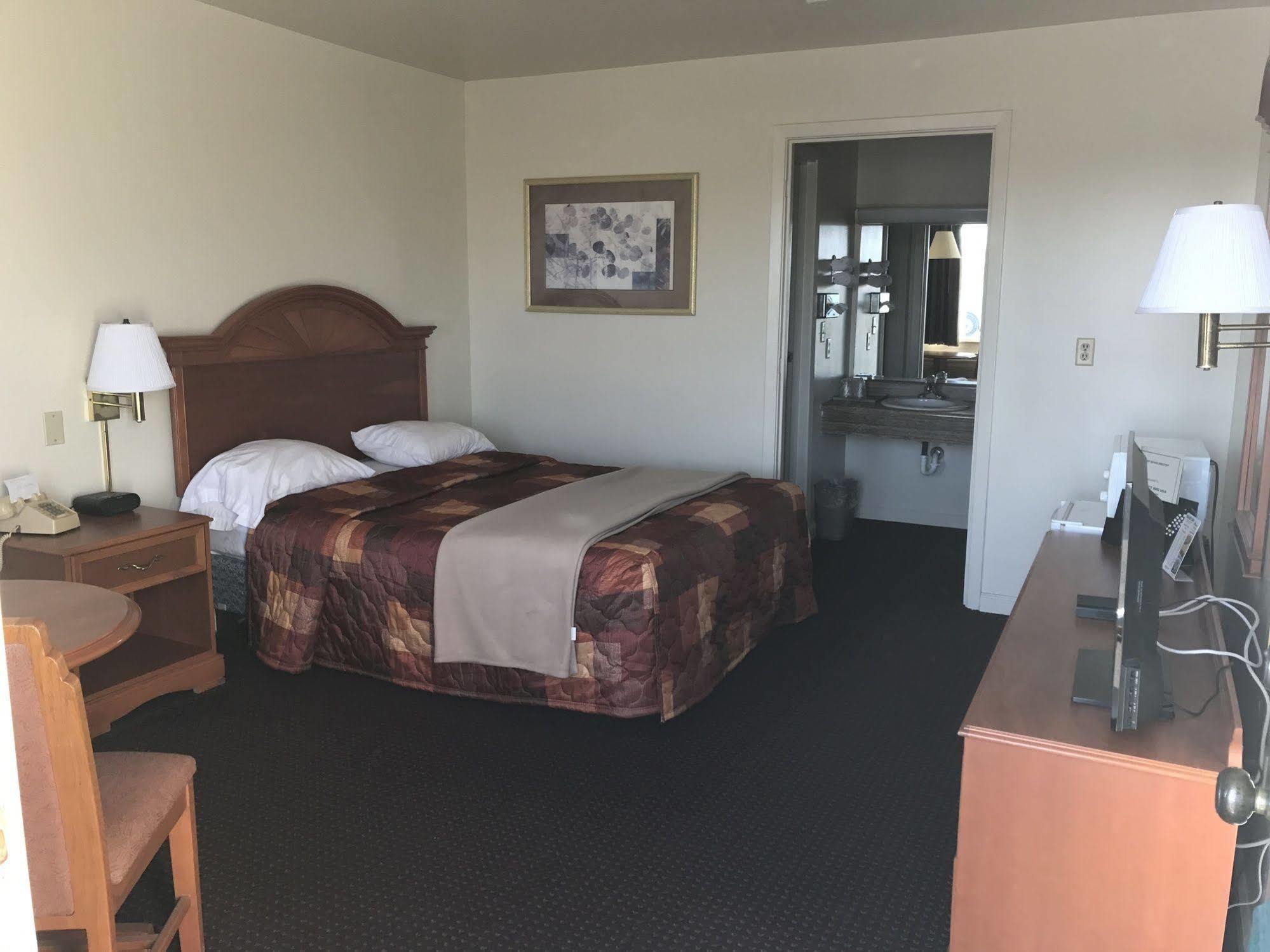 Budget Inn Daleville Esterno foto