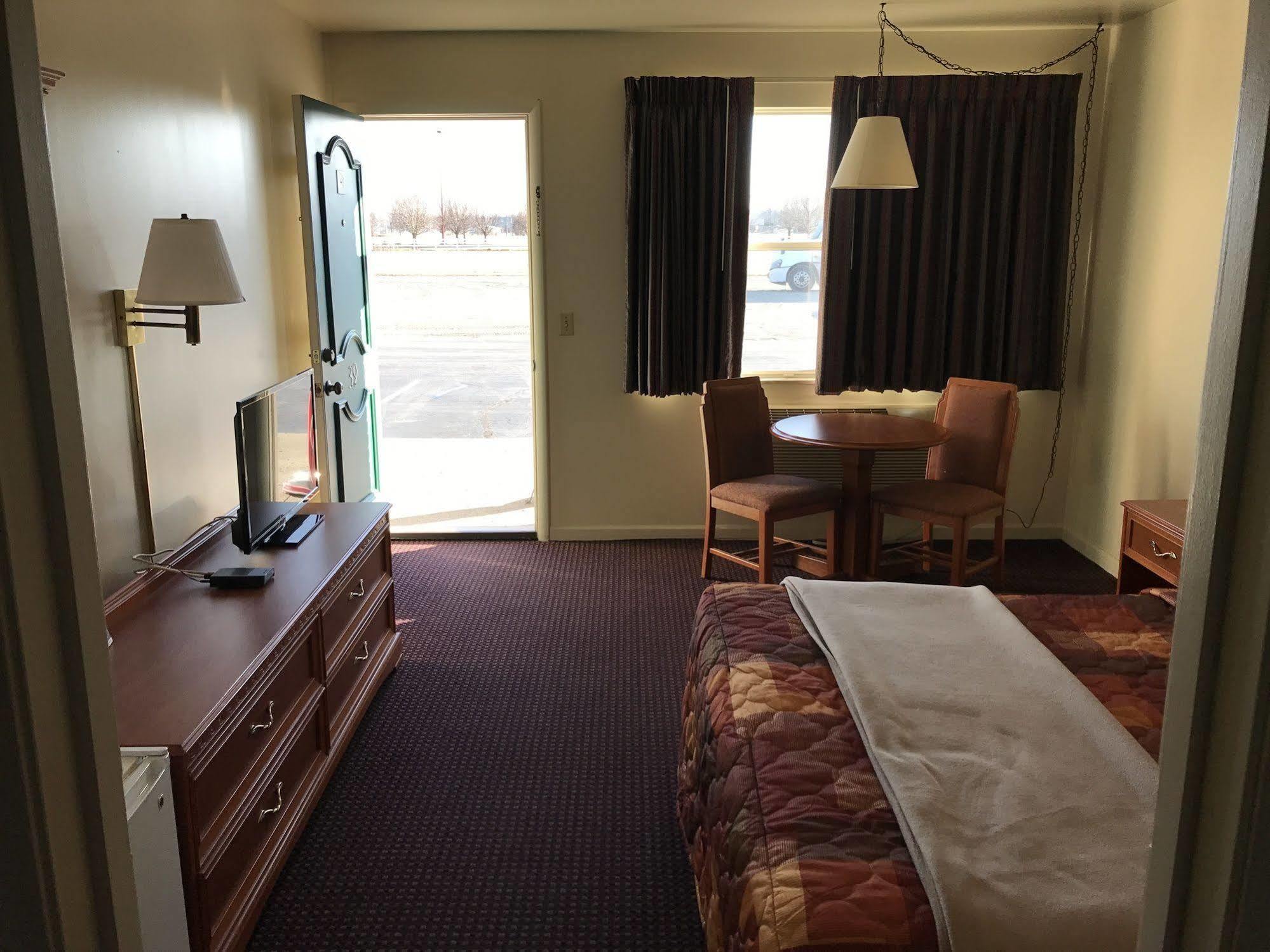 Budget Inn Daleville Esterno foto