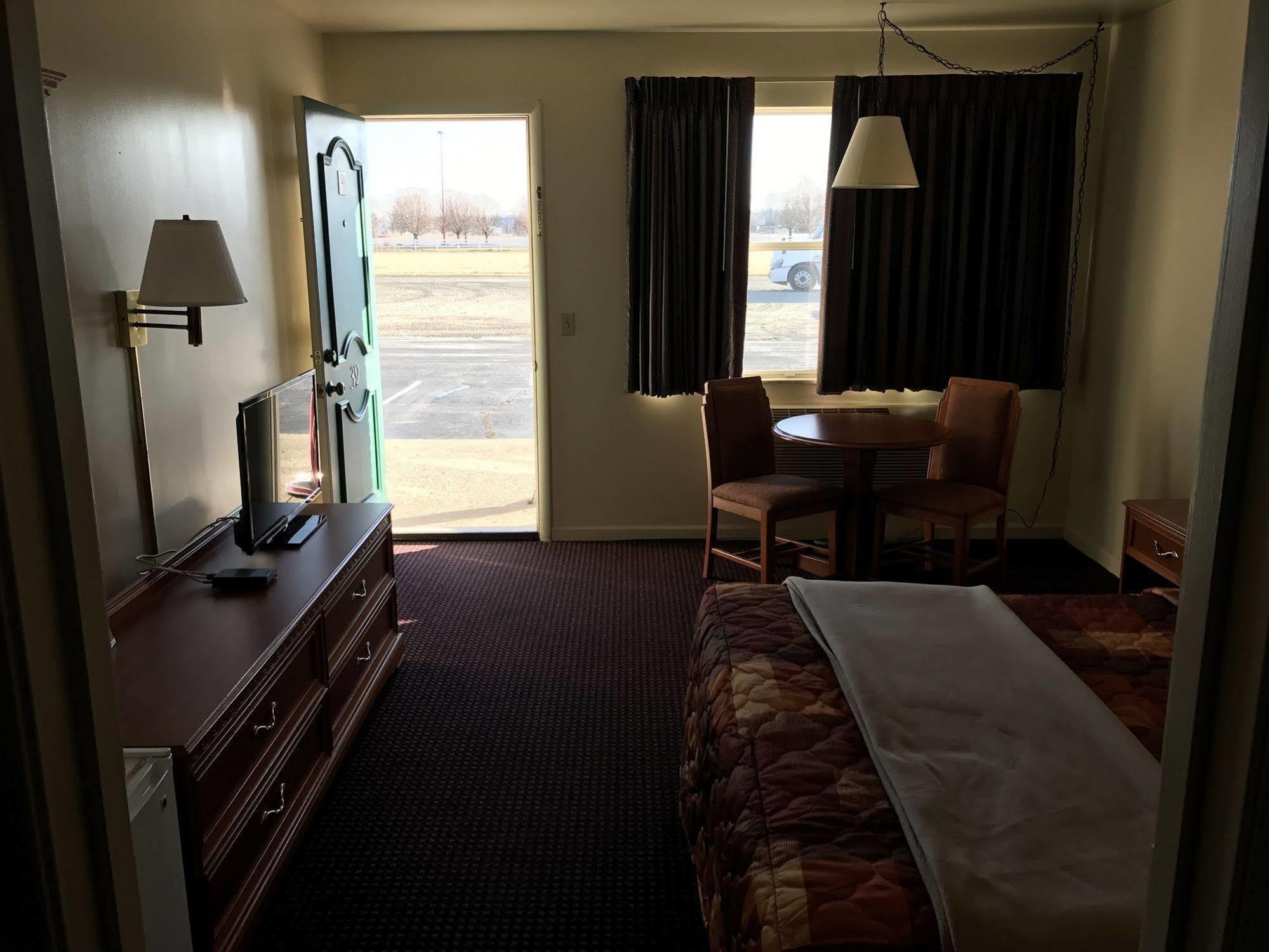 Budget Inn Daleville Esterno foto