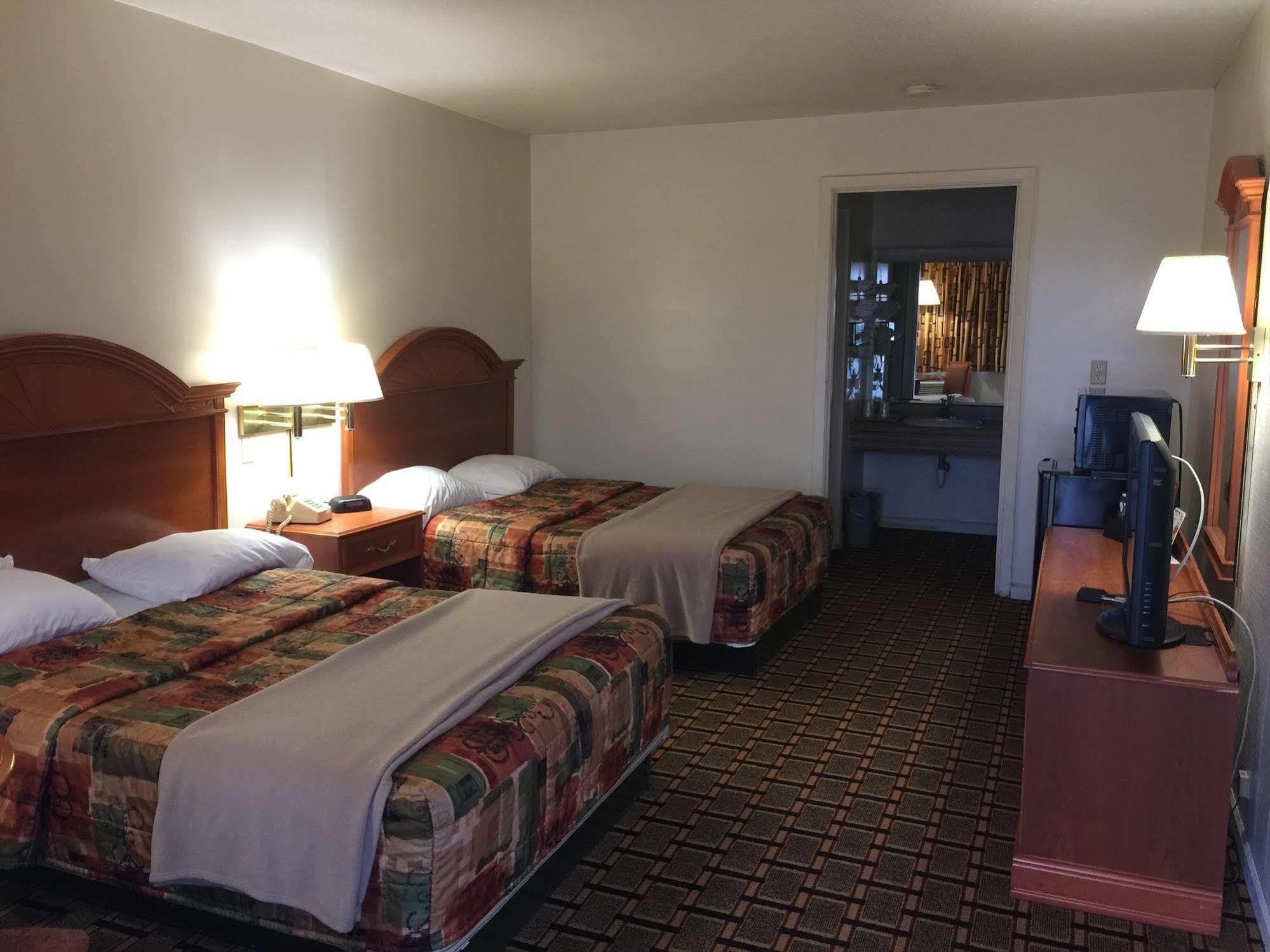 Budget Inn Daleville Esterno foto